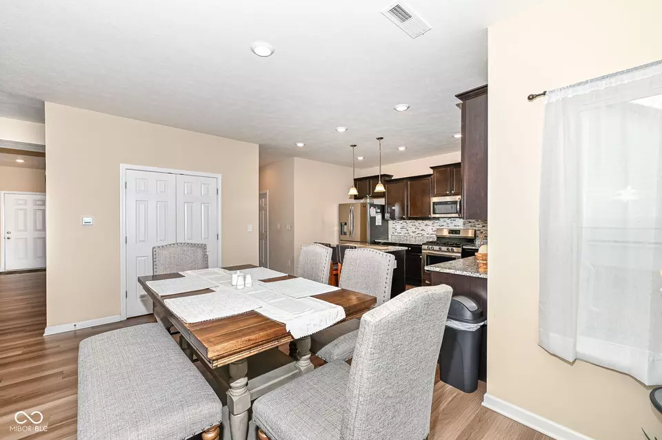 Dining - 16406 Taconite Dr, Noblesville, IN 46060 photo 2 of 2
