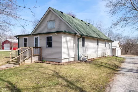 712 N Pendleton Ave, Pendleton, IN 46064