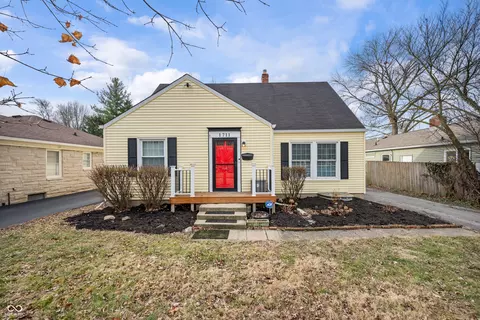 1711 Kessler Blvd E, Indianapolis, IN 46220