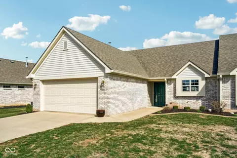 1564 Fairfield Dr, Greenfield, IN 46140