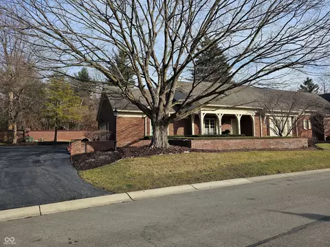 7943 Beaumont Green East Dr, Indianapolis, IN 46250