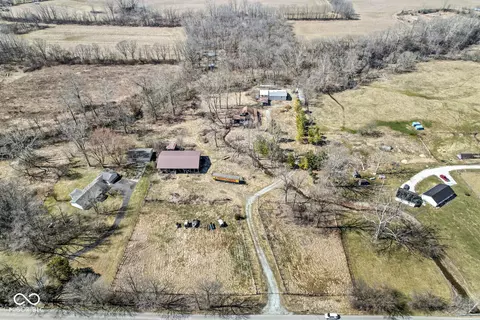 2925 S County Road 400 W, New Castle, IN 47362