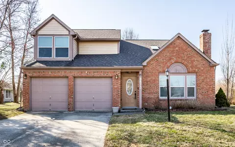 8873 Falkirk Ct, Indianapolis, IN 46256