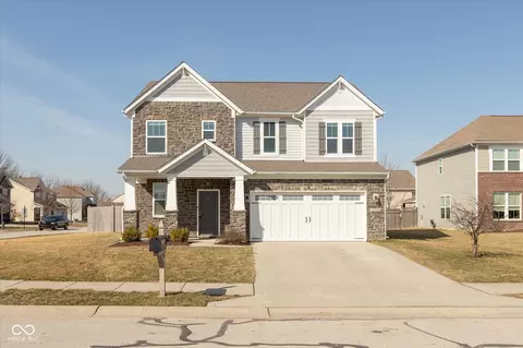 18108 Cristin Cir, Westfield, IN 46062