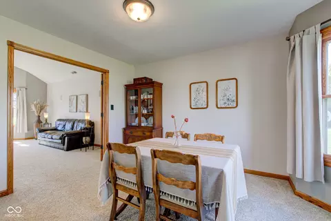 Dining - 2274 W Huntsville Rd, Pendleton, IN 46064 photo 2 of 5