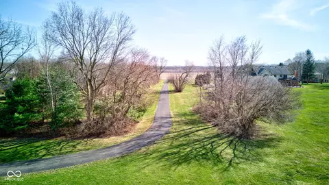 View/Area - 2274 W Huntsville Rd, Pendleton, IN 46064 photo 6 of 7