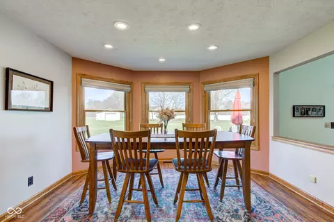 Dining - 2274 W Huntsville Rd, Pendleton, IN 46064 photo 5 of 5