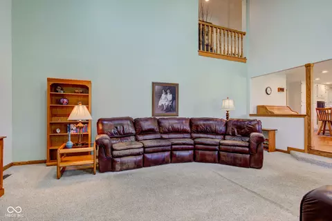 Living - 2274 W Huntsville Rd, Pendleton, IN 46064 photo 5 of 5