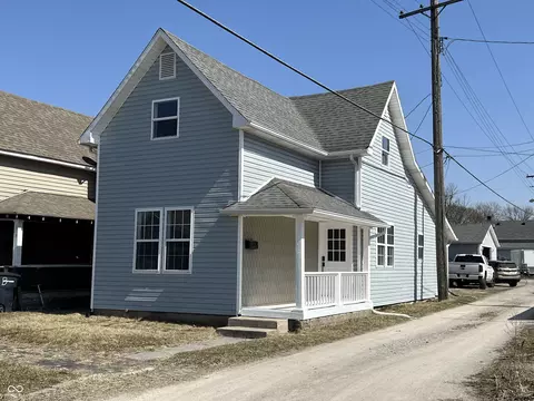 117 N 10th St, Elwood, IN 46036