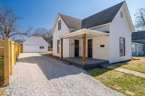 903 S Locust St, Greencastle, IN 46135