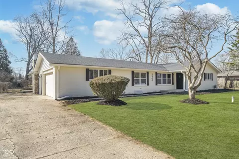 5540 Broadmoor Plz, Indianapolis, IN 46228