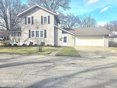1302 Indiana Ave, Anderson, IN 46012