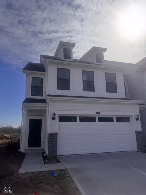 9739 Behner Dr, Indianapolis, IN 46250