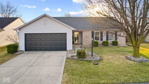 17309 Pine Wood Ln, Westfield, IN 46074