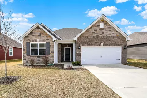 7326 Wooden Grange Dr, Indianapolis, IN 46259