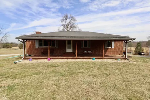 6900 W Georgetown Rd, Columbus, IN 47201