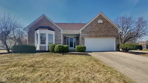 3349 Crickwood Dr, Indianapolis, IN 46268