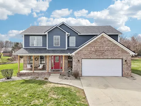 12121 N Berling Dr, Mooresville, IN 46158