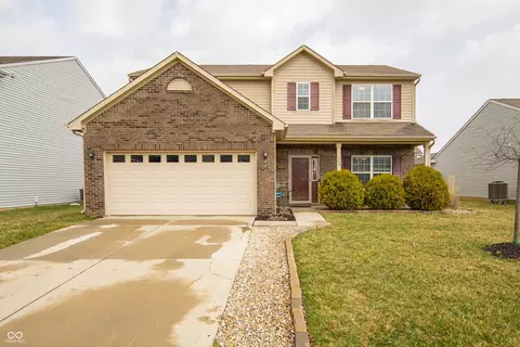 892 Sommersweet Run, Greenwood, IN 46143