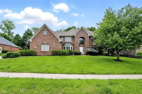 12307 Pebblepointe Pass, Carmel, IN 46033 photo 2