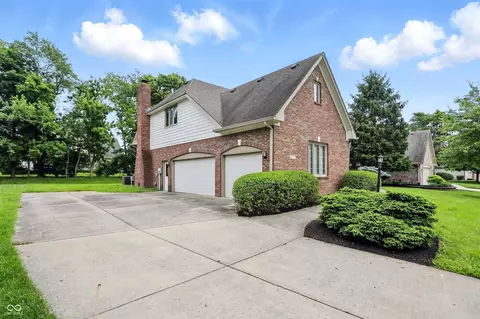 12307 Pebblepointe Pass, Carmel, IN 46033 photo 4
