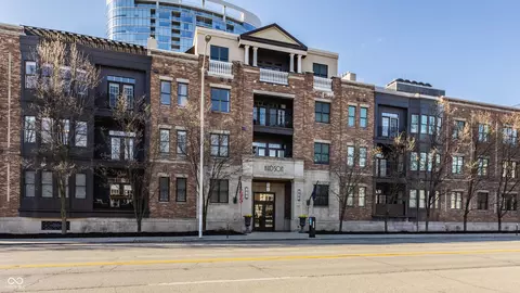355 E Ohio St #201, Indianapolis, IN 46204