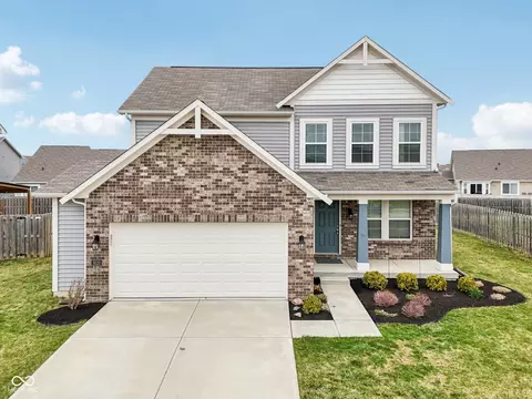 5520 N Woodside Ct, Mccordsville, IN 46055