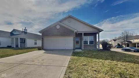 5467 Powder River Ct, Indianapolis, IN 46221