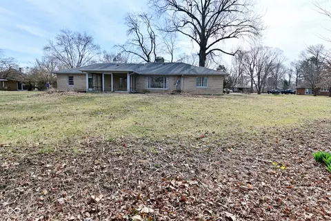Exterior - 616 Gibbs Ct, Plainfield, IN 46168 photo 7 of 10