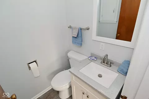 Bath - 616 Gibbs Ct, Plainfield, IN 46168 photo 1 of 4