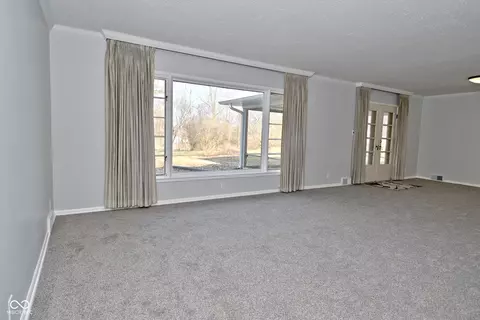Living - 616 Gibbs Ct, Plainfield, IN 46168 photo 1 of 3