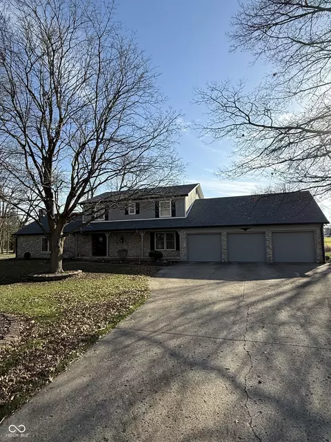 2100 Sunnybrook Ln, Lebanon, IN 46052
