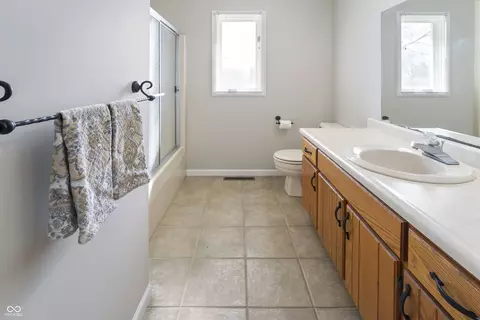 Bath - 3705 River Rd, Columbus, IN 47203 photo 3 of 3