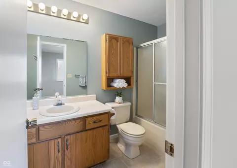 Bath - 3705 River Rd, Columbus, IN 47203 photo 2 of 3