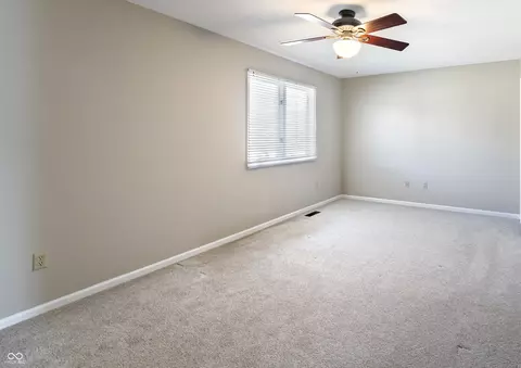 Bedroom - 3705 River Rd, Columbus, IN 47203 photo 1 of 11