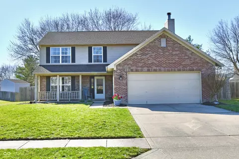 576 Port Dr, Avon, IN 46123