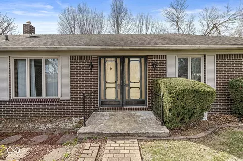 204 Plainview Dr, Avon, IN 46123 photo 3