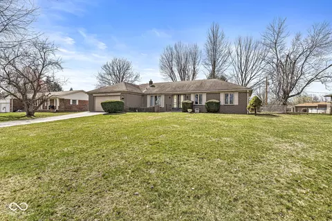 204 Plainview Dr, Avon, IN 46123 photo 4