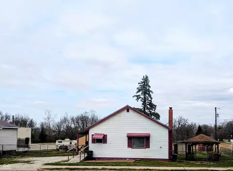 724 E 5th St E, Connersville, IN 47331