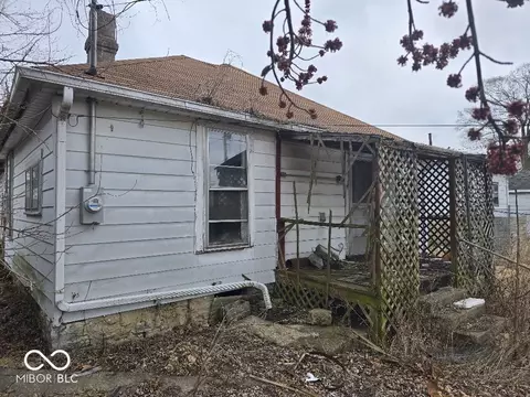 Exterior - 407 E South St, Eaton, IN 47338 photo 1 of 2