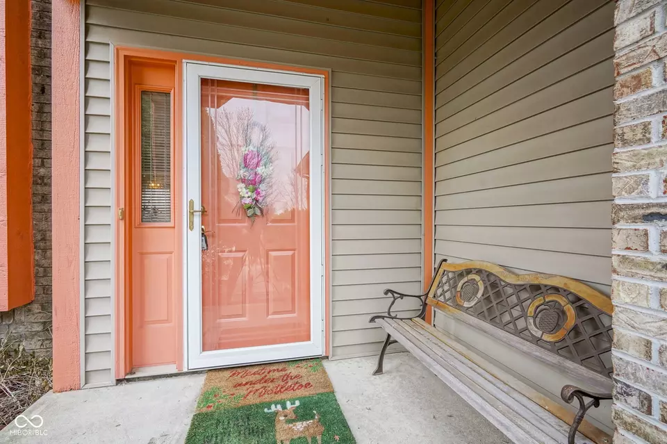 Exterior - 7531 Bancaster Dr, Indianapolis, IN 46268 photo 5 of 13