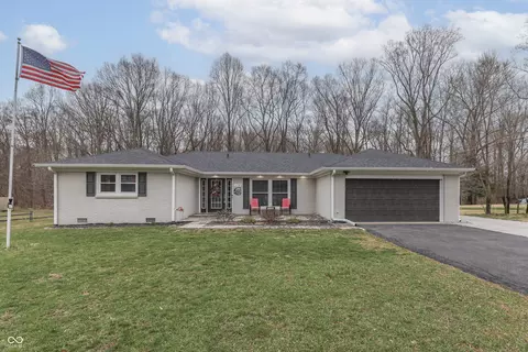 3576 E Rembrandt Dr, Martinsville, IN 46151