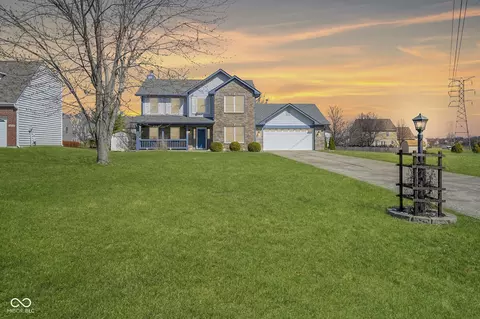 10212 Ironway Dr, Indianapolis, IN 46239