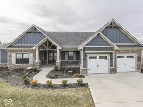 2145 W Bedrock Ln, Greenfield, IN 46140