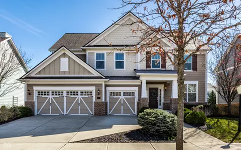 12729 Brandenburg Dr, Carmel, IN 46032