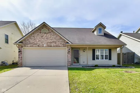 14938 Silver Thorne Way, Carmel, IN 46033