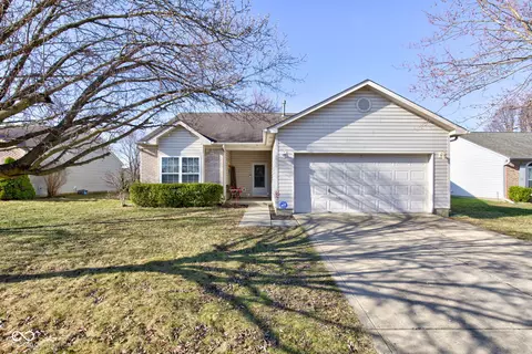 1360 Evergreen Dr, Greenfield, IN 46140