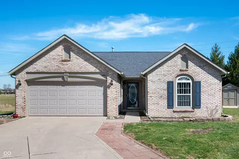 1494 Mimosa Ct, Greenfield, IN 46140