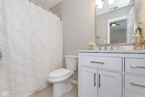 2425 Silver Ct E, Carmel, IN 46033 photo 16