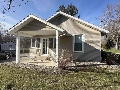 1720 W Railroad St, New Castle, IN 47362